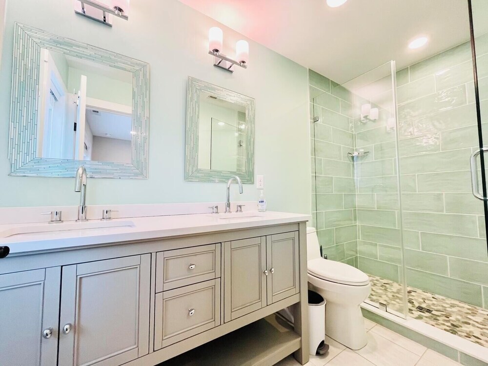 Laurel Street 308