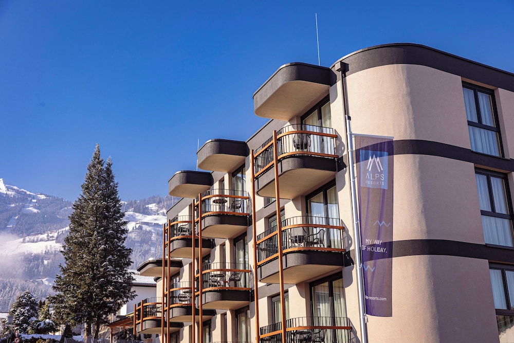 Zillertal Suites Fügen by ALPS RESORTS