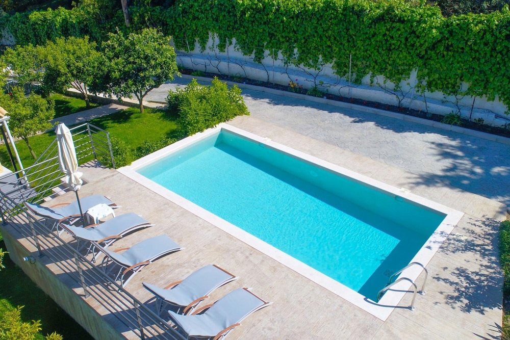Villa Natilia in Corfu view 5