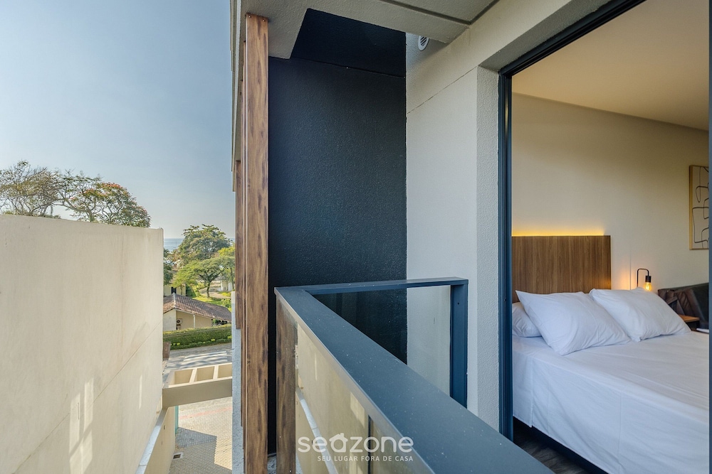 Studios in a Seaside Building, Close to Beto Carreiro at Penha Spot - Psob