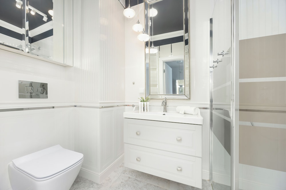 Warsaw Apartment by Renters Prestige view 5