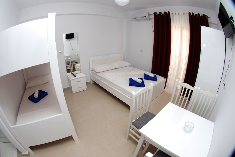Vila Renato