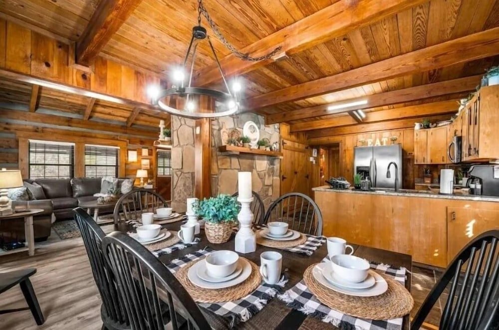 Hidden Acres Lodge 3 Bedroom Cabin