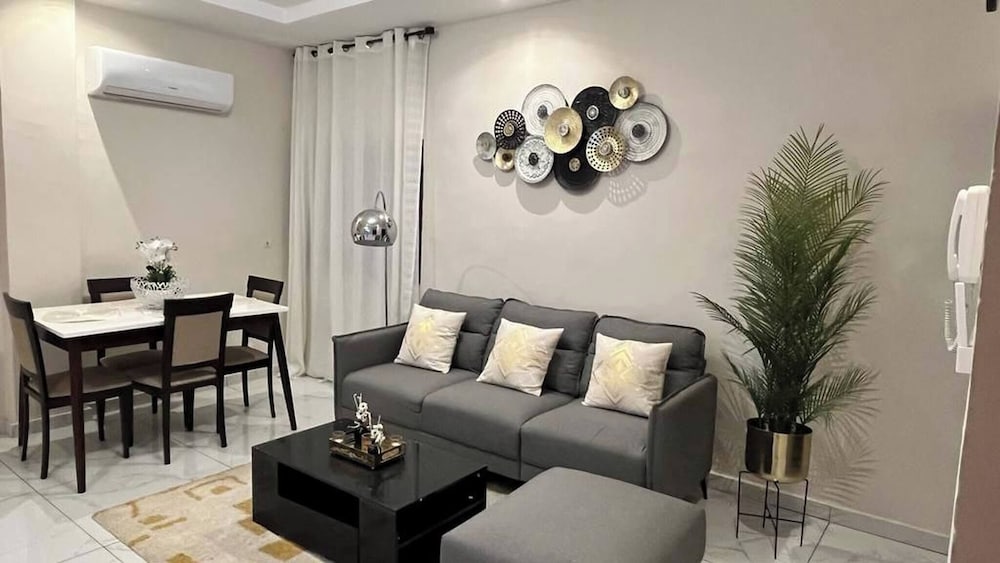 Luxury Two-room Apartment