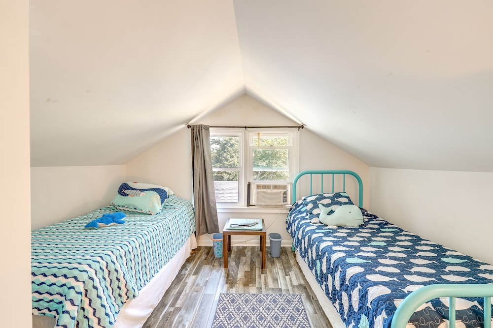 Beachy Outer Banks Retreat w/ Deck + Grill! view 3