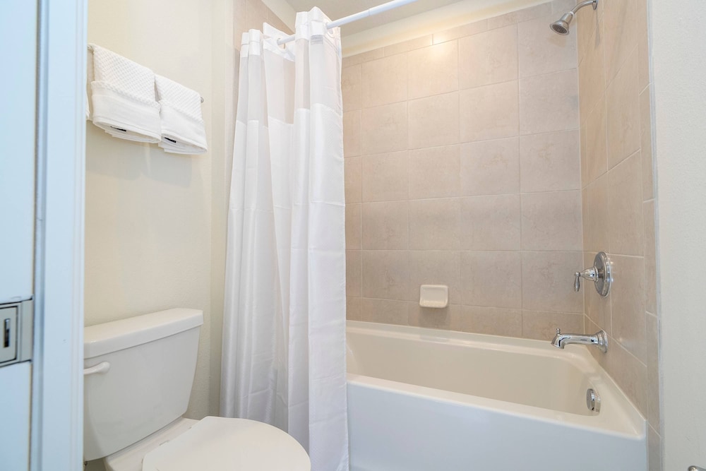 Luxury 7Bd Close to Disney With Pool and Spa at Windsor Cay 16218