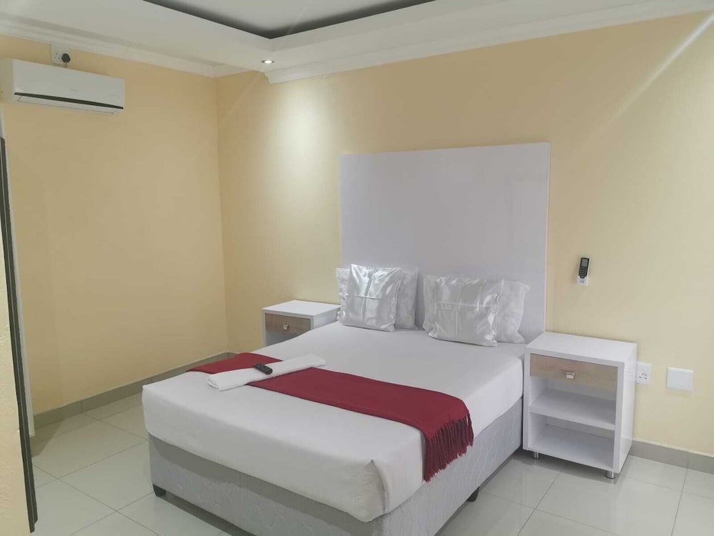 Tswinga Guest House