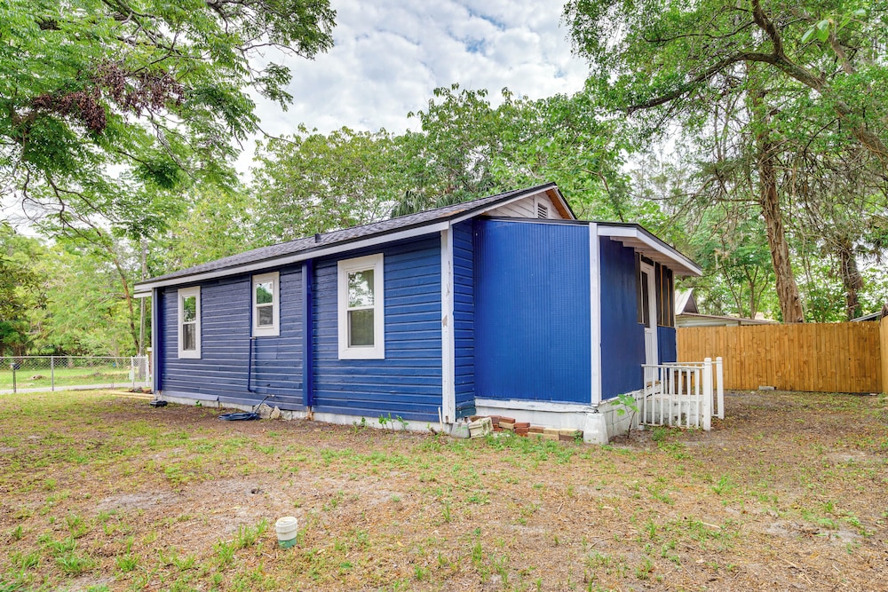 1 Mi to Ocala Dtwn Square: Home w/ Yard!