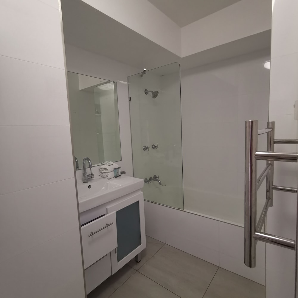 Surfers Paradise Vacations - Condor Ocean View Apartments managed by Gold Coast Premium - Property Image 102