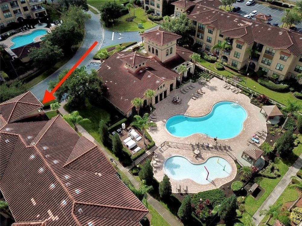 Sunnyside Up at Bella Piazza by Shine Villas view 2