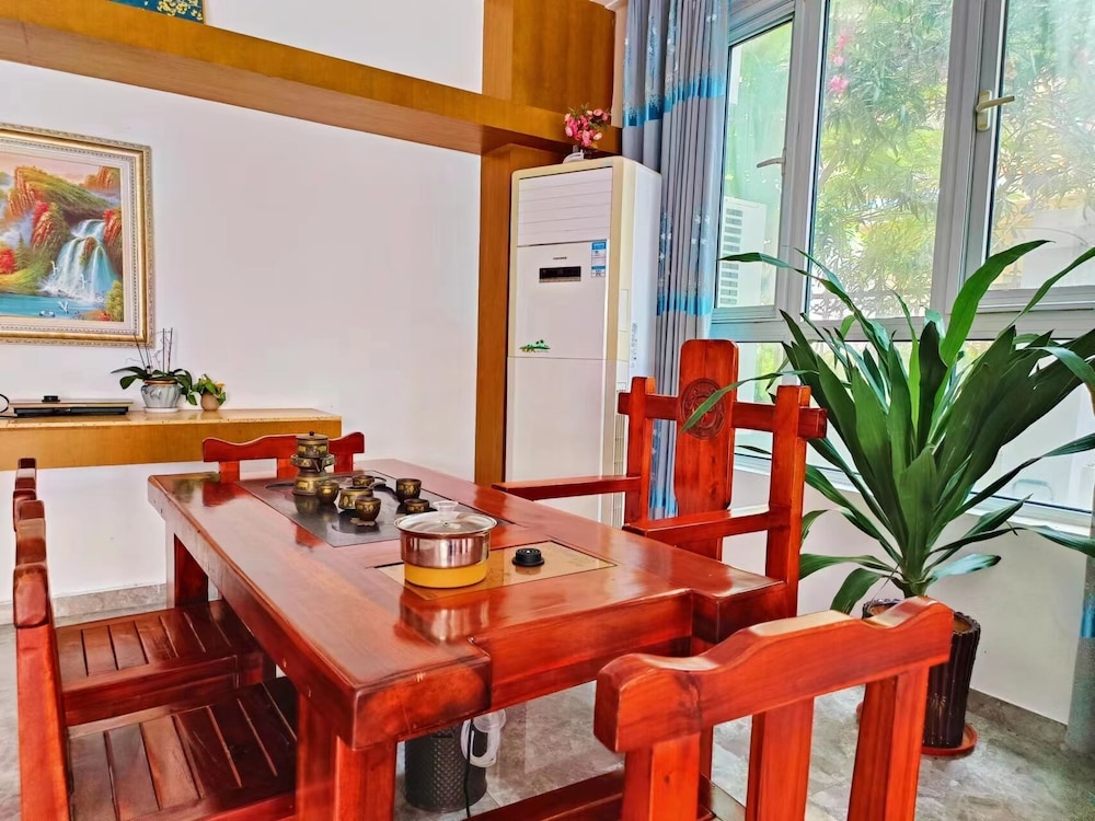 Sanya Anyun Coastal Lodge