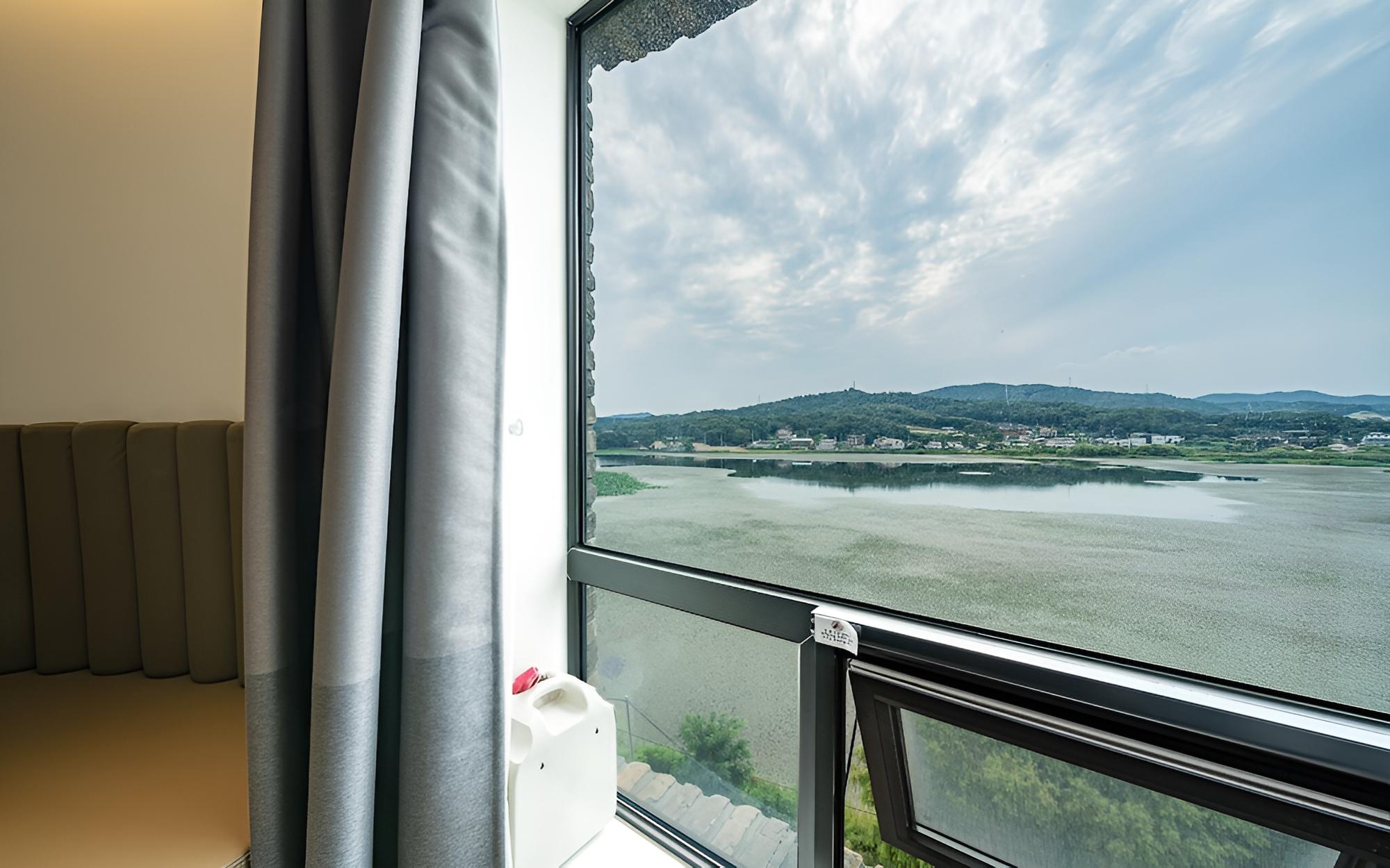 Hwaseong Lac de Botton Hotel
