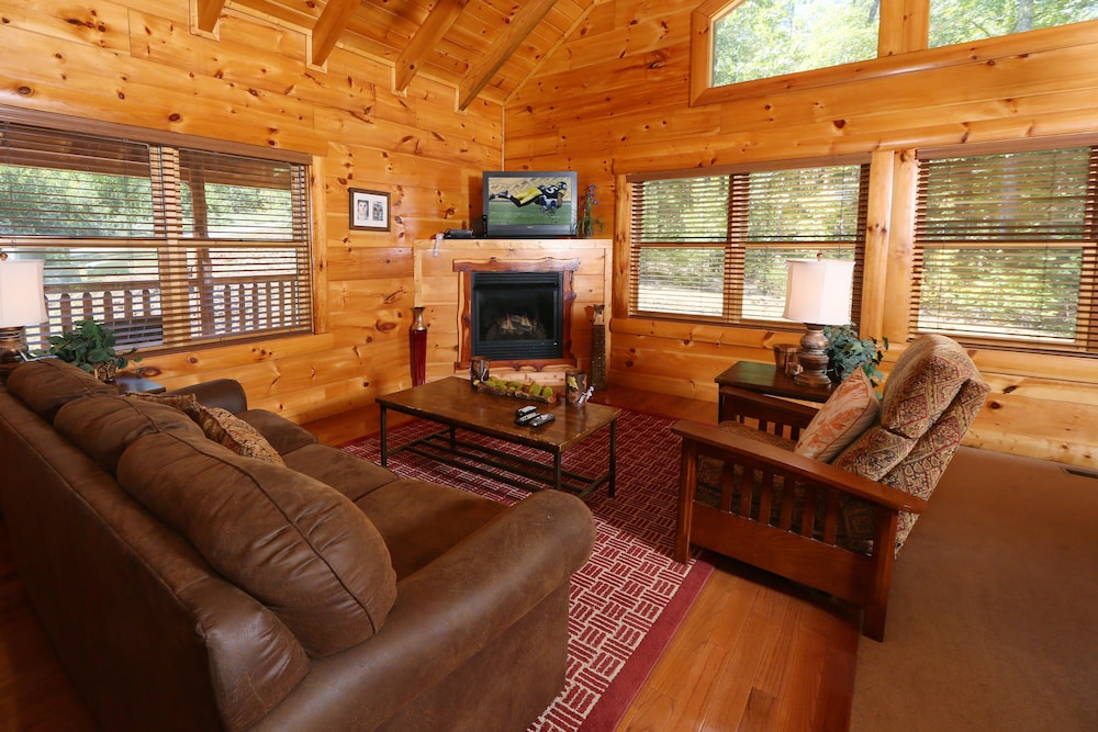 Skinny Dippin 1 Br cabin by RedAwning