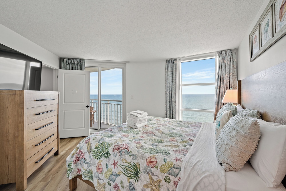 Units at Sandy Beach Resort by Elliott Beach Rentals