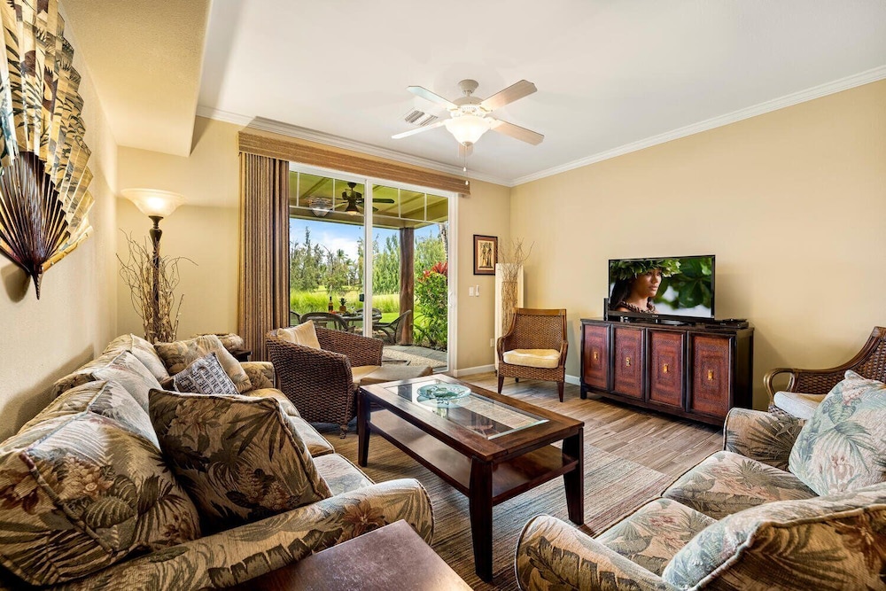 Waikoloa Beach Fun: Concierge, Pools & Steps to Dining & A-bay - Vrkcv