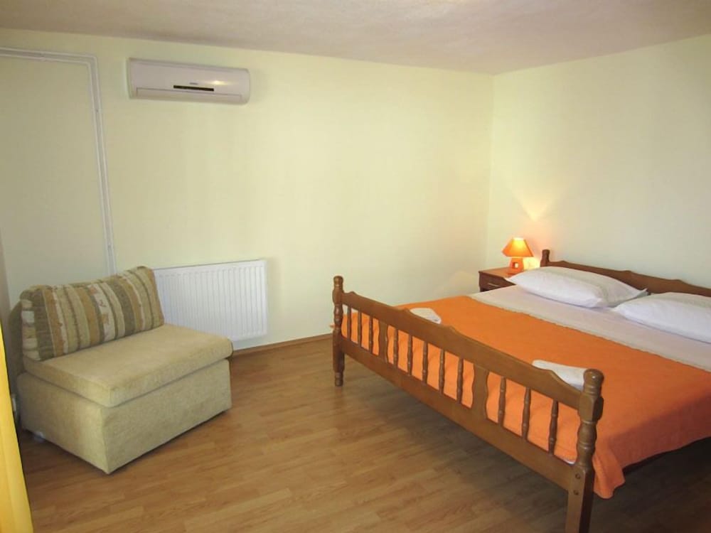 Apartments Bareta view 4