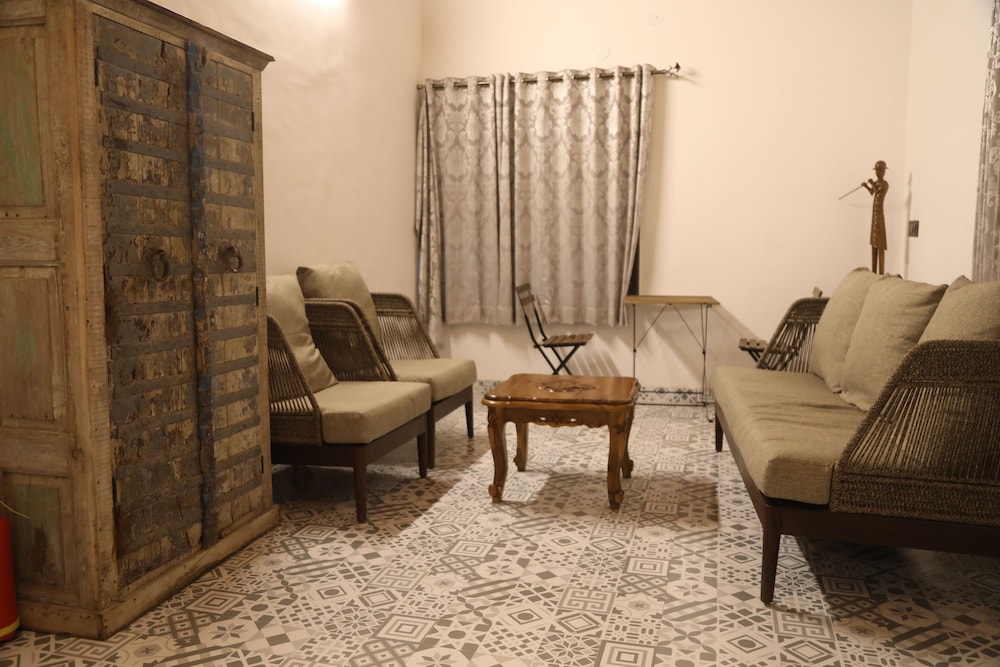 Brown Town Resort & Spa