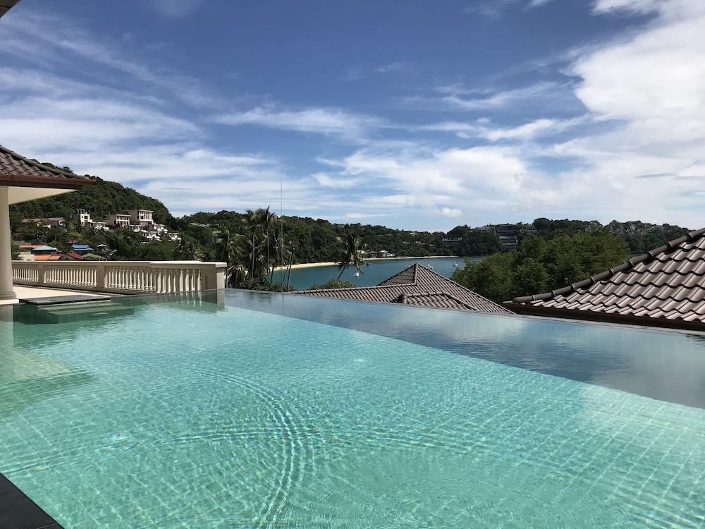Stunning Oceanview Villa Taipan