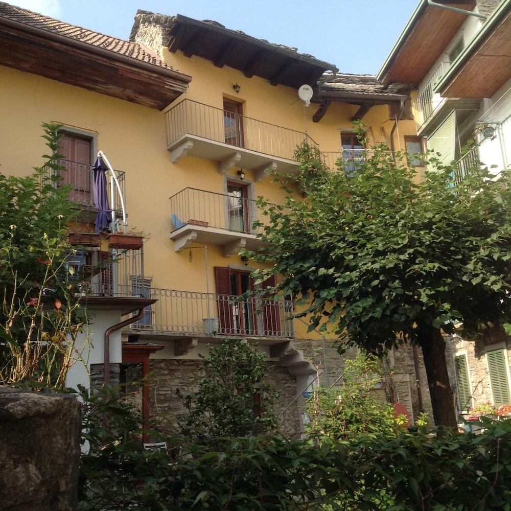 Photo 33