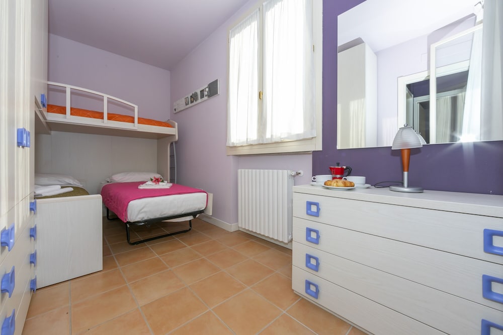 Porto Letizia Tulipano 6 photo 2