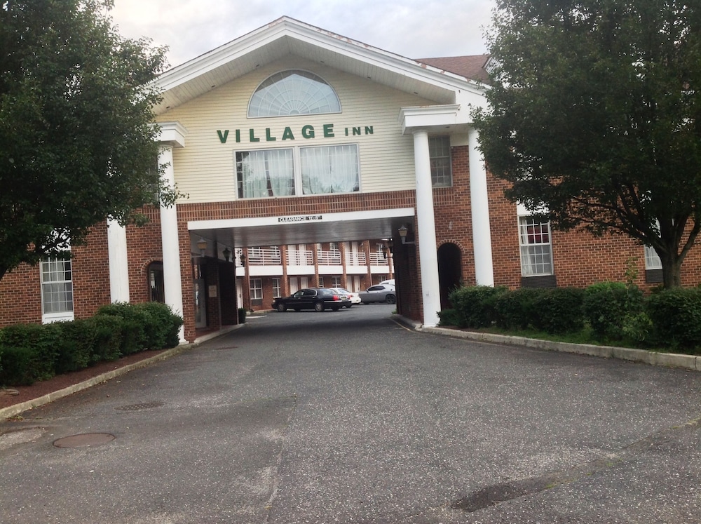 Village Inn