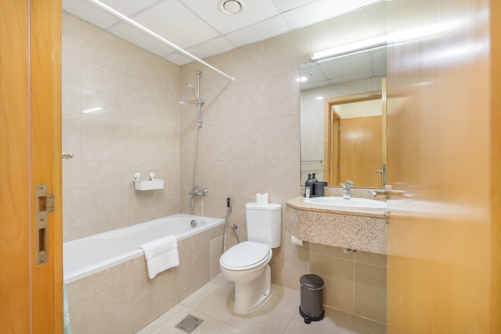 1 Bedroom in Marina With Stunning Ain Dubai View