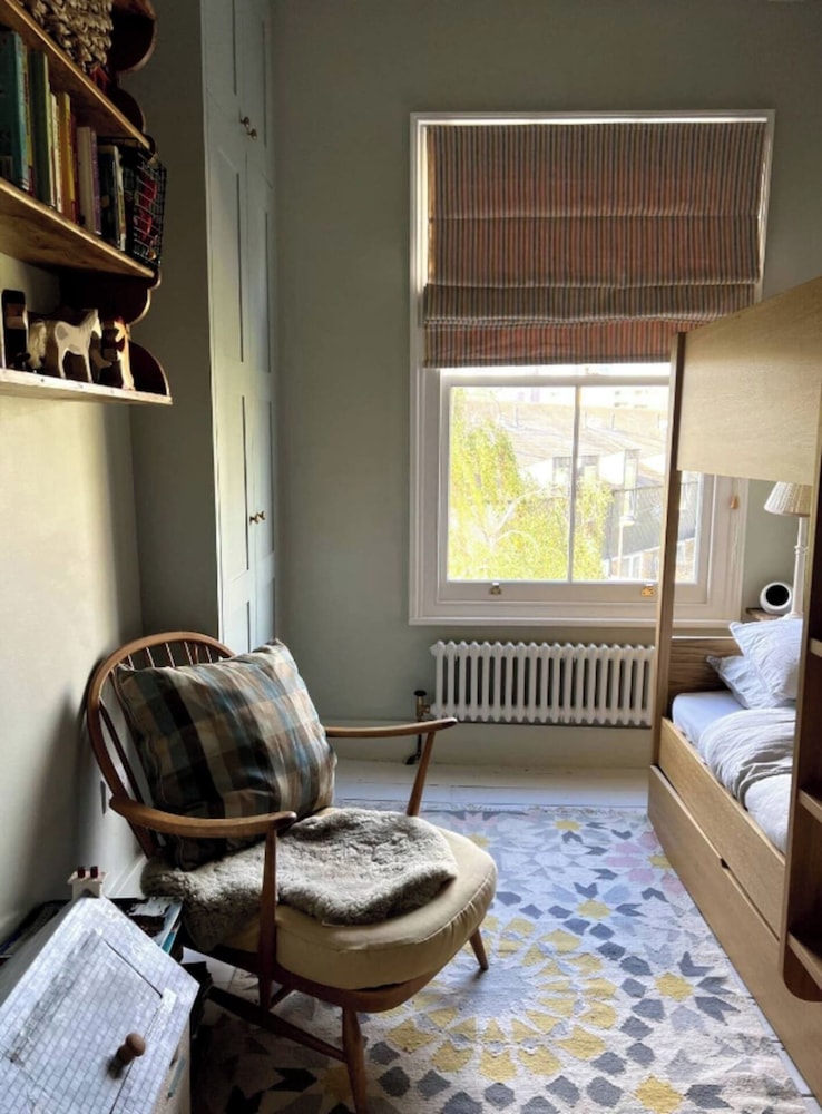 Lovely 3BD Victorian Townhouse W/garden - Brixton!