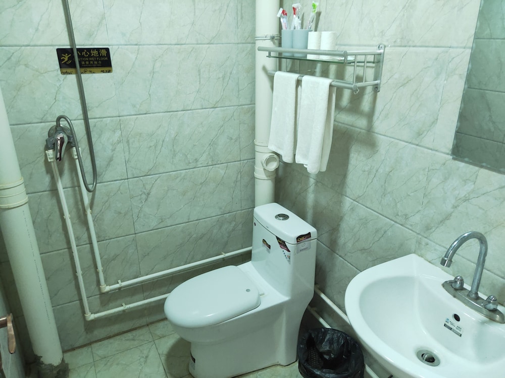 Pingshun Fuya Fengqing Hotel