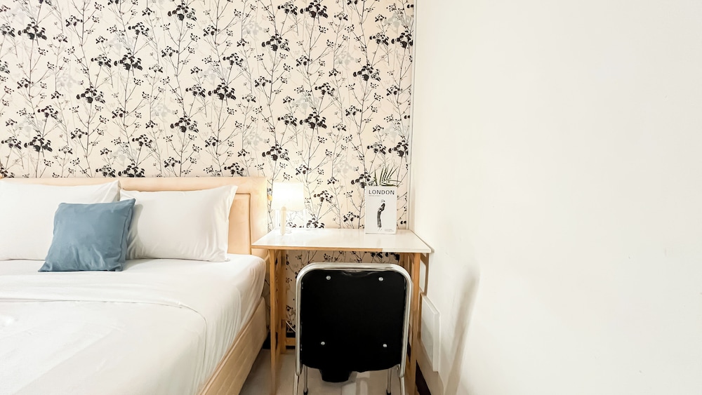 Cozy Bloom Studio Apartment Cinere Resort