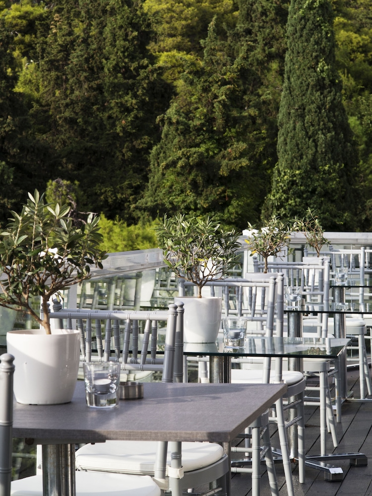 St. George Lycabettus Lifestyle Hotel 6