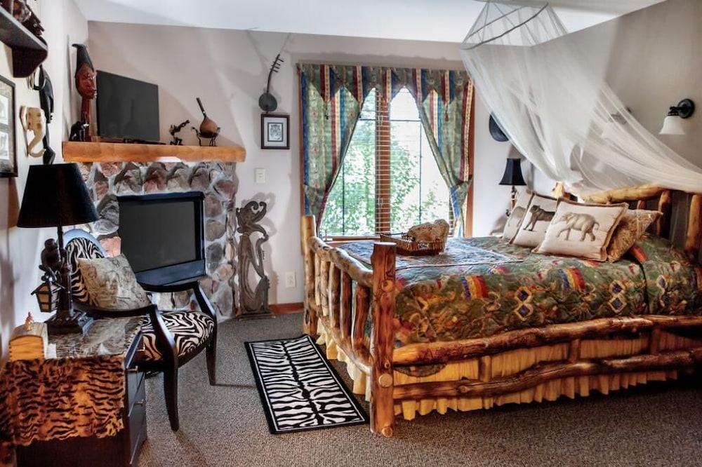 St Louis Vacations - The Lodge at Grant's Trail - Property Image 9