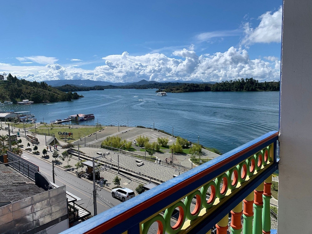 Edificio San Jose Parque Guatape