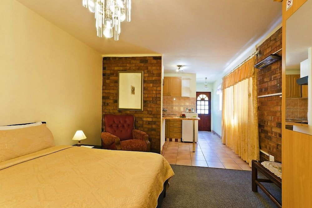 Golden Gate Guest House