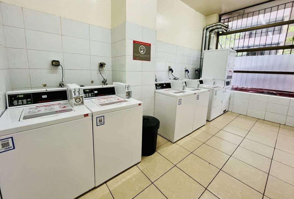 Urbano Familiar Panor Mico Home Office Laundry