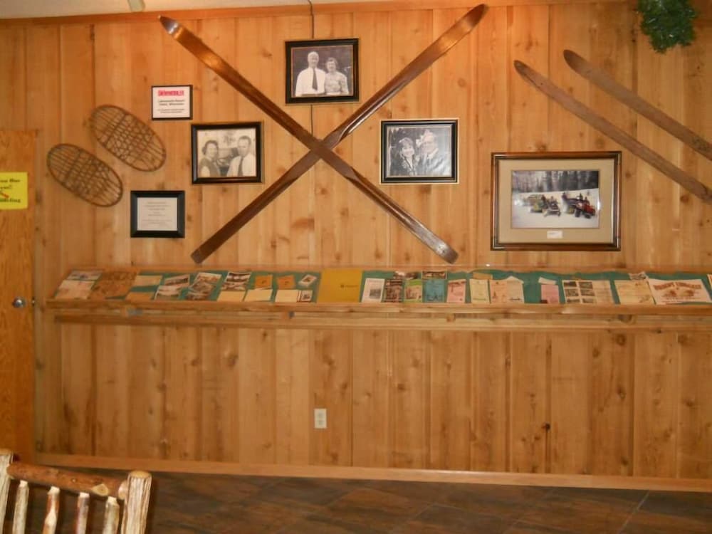 Lakewoods Resort & Lodge