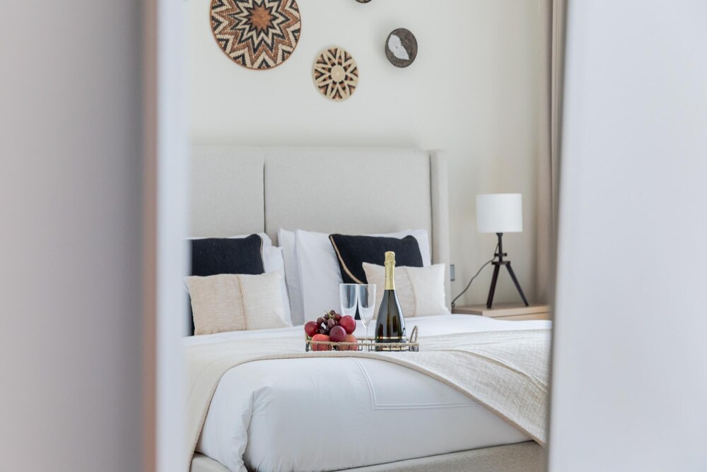 DXB - The Atria Residences - 1404 - DT