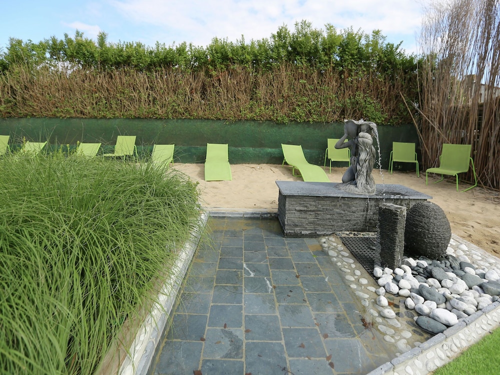 Photo 40