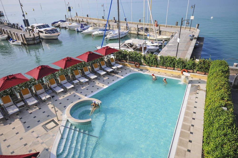 Sirmione Vacations - Hotel Sirmione e Promessi Sposi - Property Image 15