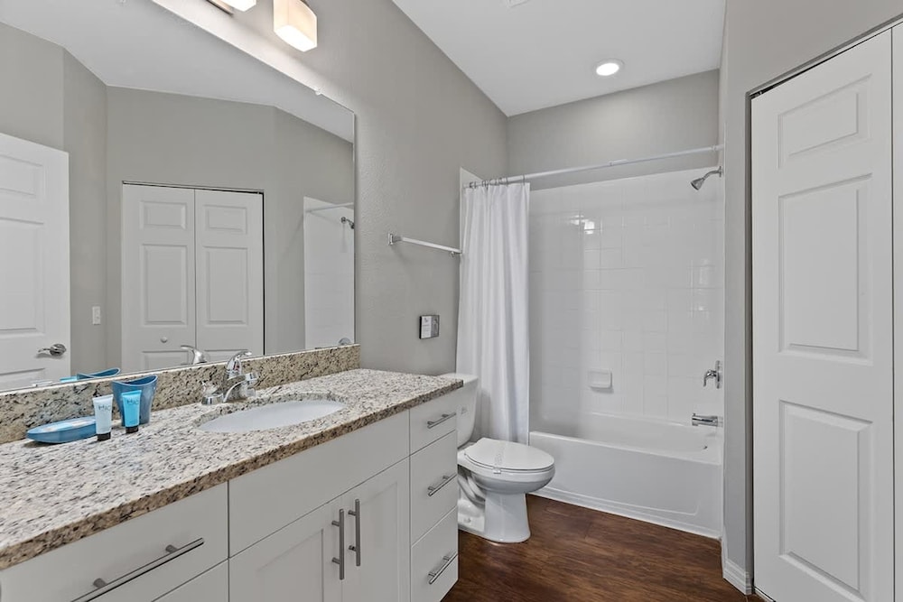 Dream Home Stunning 4BR Retreat