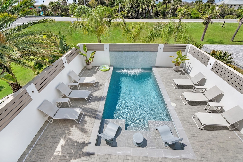 Your Summer Haven Pool Games Near Beach
