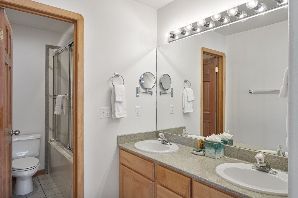 Boulder Creek at Deer Valley Resort - Three Bedroom Condo with Hot Tub #1119 3 Condo