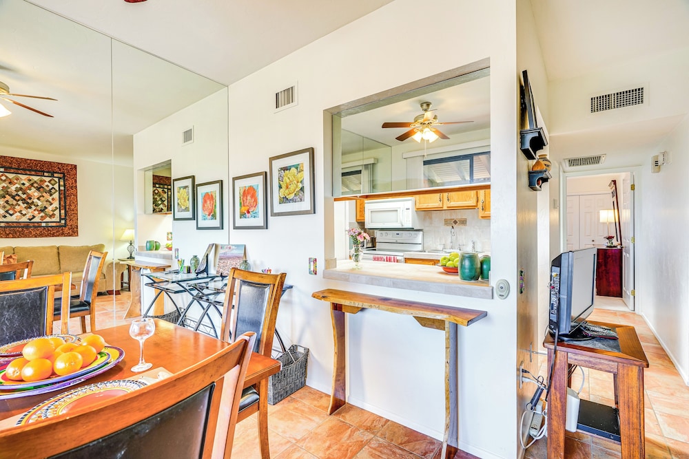 Close to Golf: Mtn-view Townhome in Green Valley