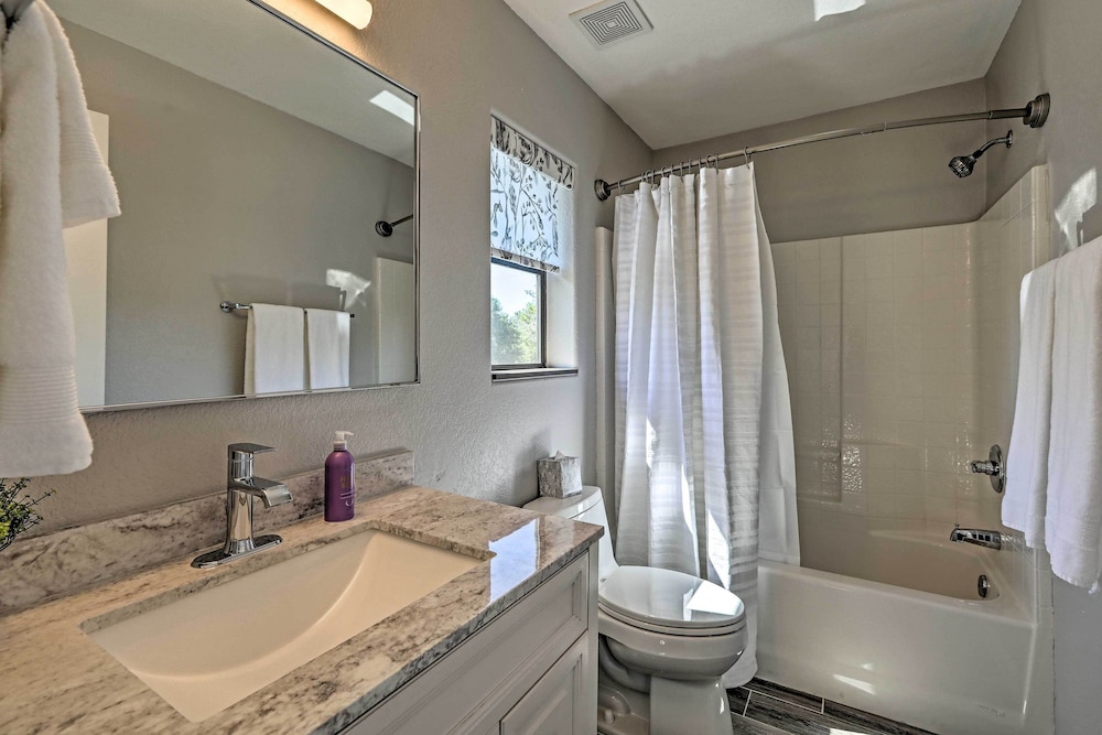Home w/ Hot Tub, Steps to Dtwn Flagstaff & Nau!
