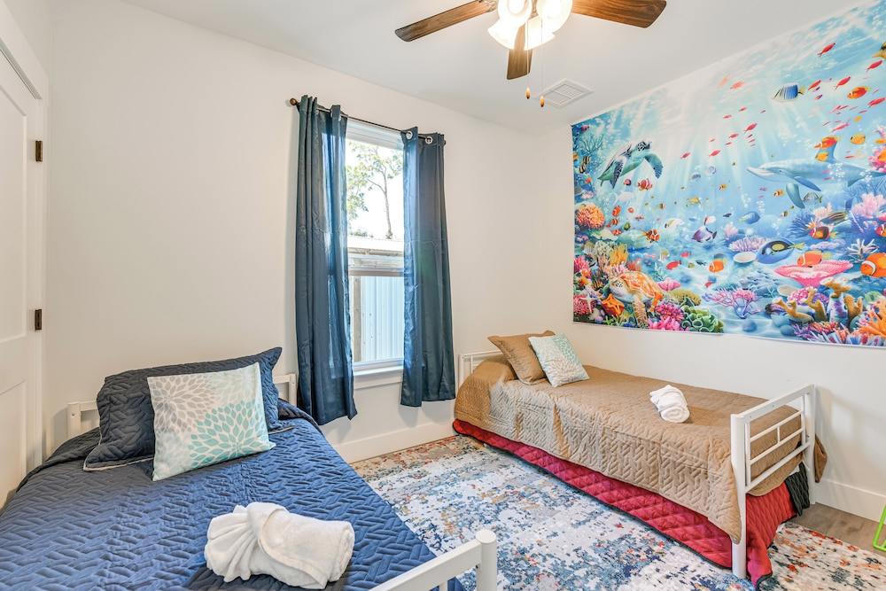 2 Mi to Gulf: Home w/ Sauna, Garden in Panama City