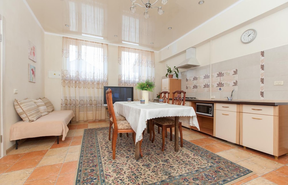 Guesthouse on Kyzyl-armeyskaya