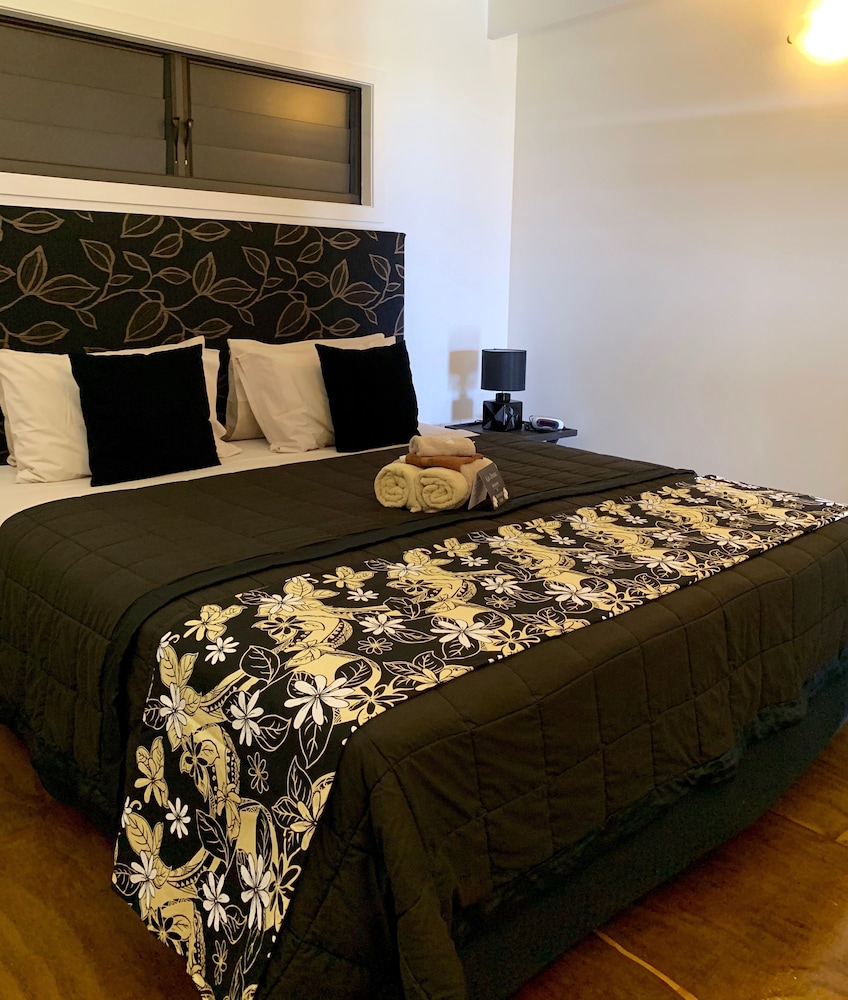 Rarotonga Villas
