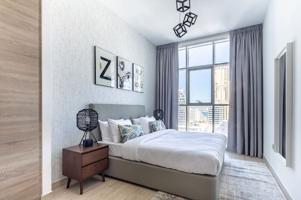 Premier & Elegant 1BR in the Heart of Dubai Marina