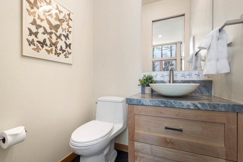 Saddle Horn Lane 4 Bedroom Home