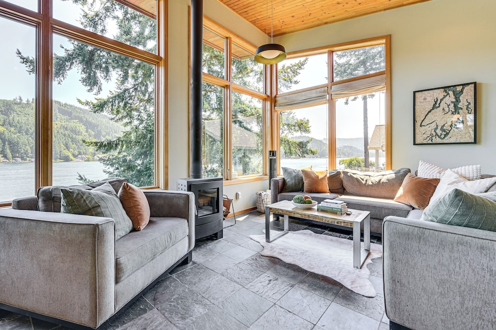 Modern Summit Lake Escape - Spacious Deck w/ View!