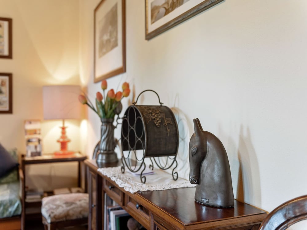 Tranquil Farmhouse in Terranova Bracciolini near Nightlife